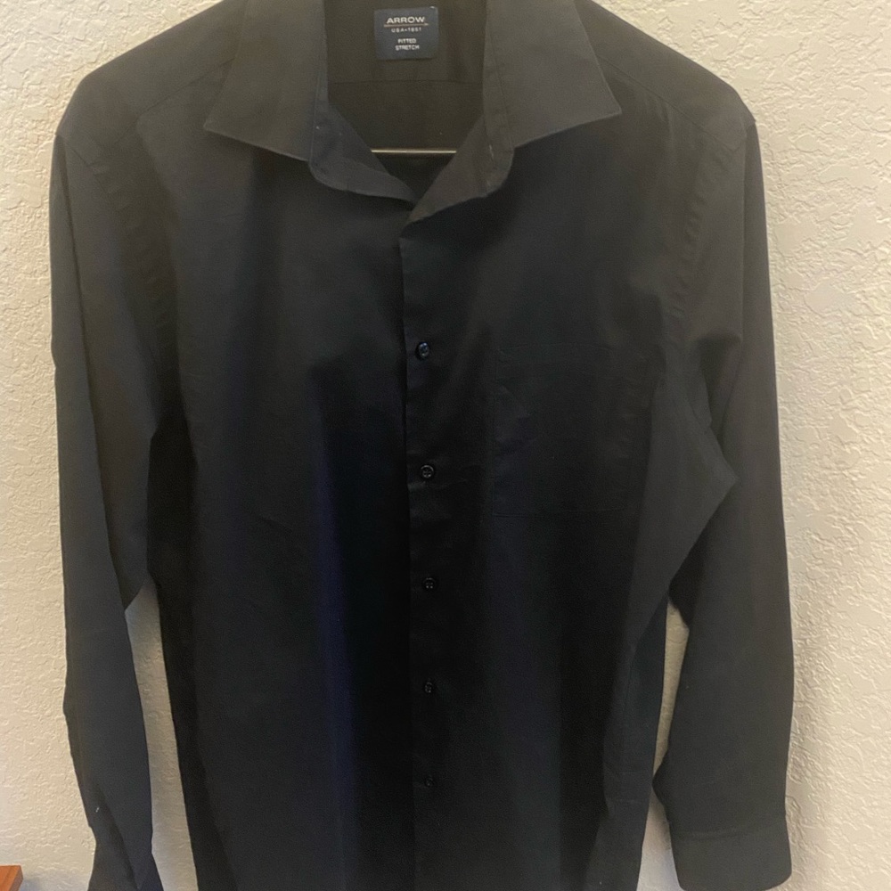 Black dress shirt, size medium from Arrow
